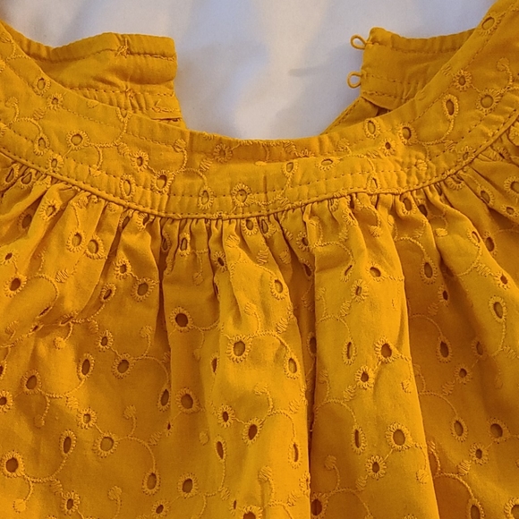 Girls top - Picture 2 of 3